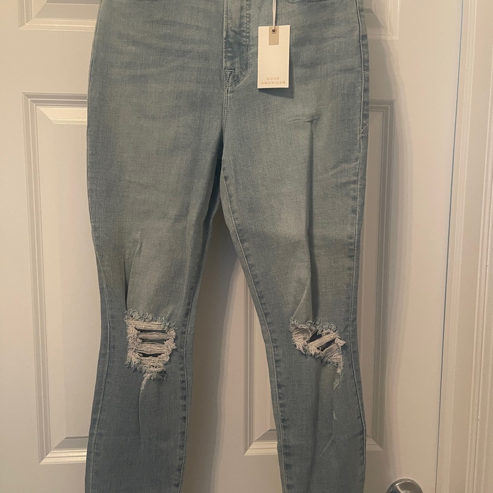 Brand new Good American Light Blue Cropped Jeans